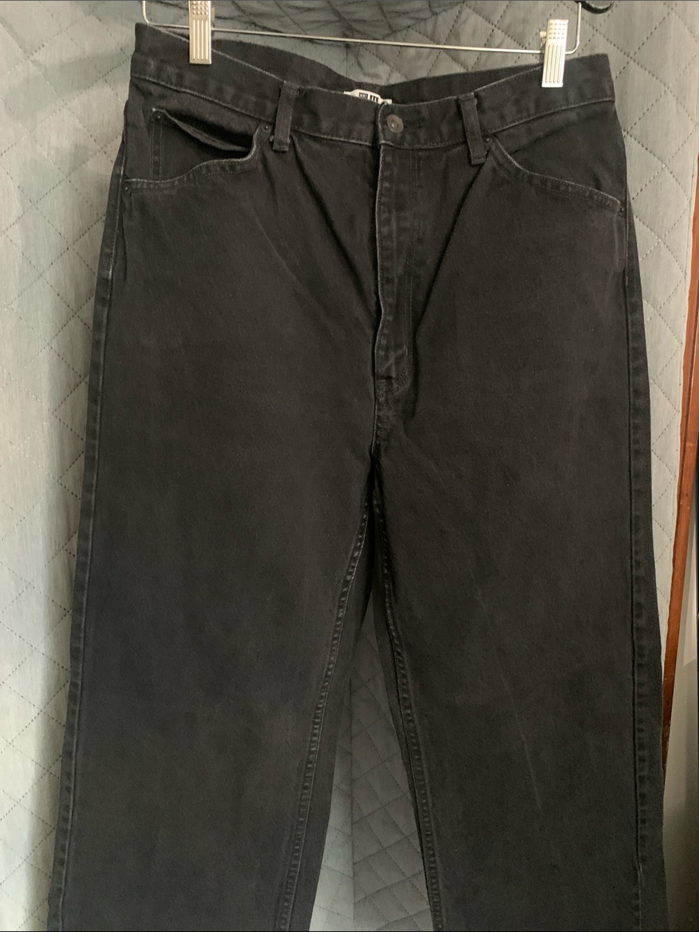 #527 Uniqlo Black Corduroy Straight Pants